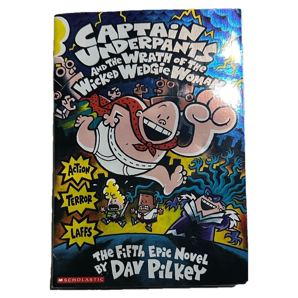 Captain Underpants books - Picture 4 of 10
